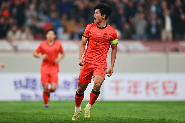2-0击败库拉索后，邵佳一再传好消息：三位新星